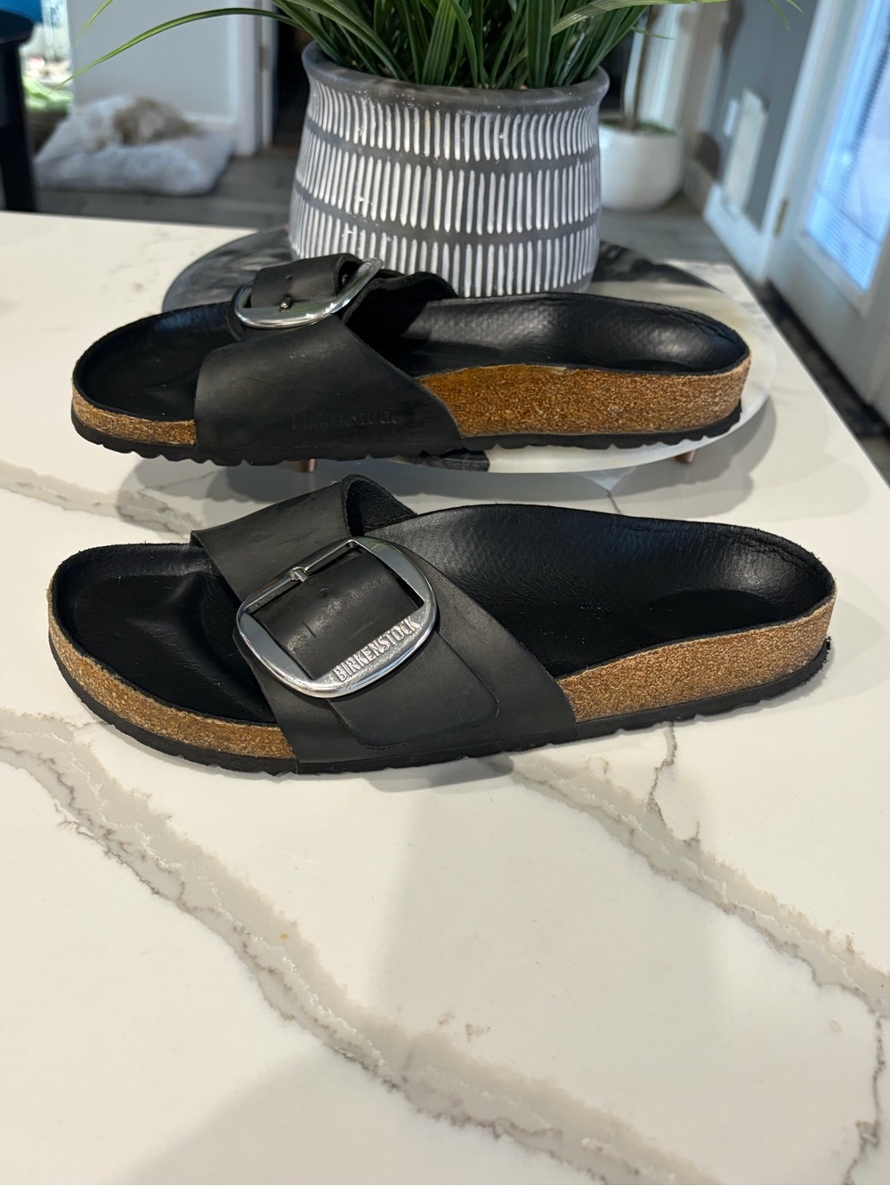 Birkenstock Single-Buckle Leather Slide Sandals women size 9.5 - Picture 2 of 7